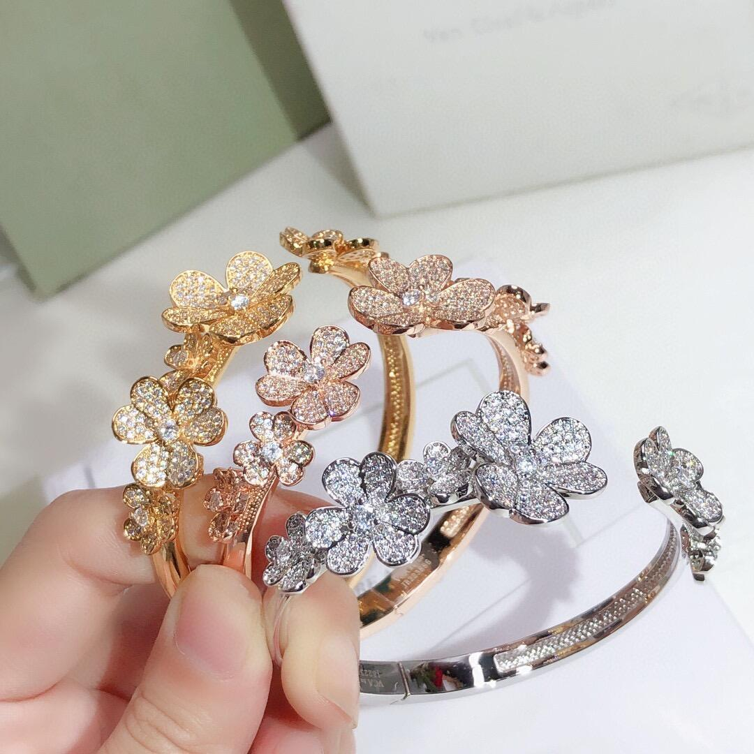VCA Full Diamond Frivole 7 Flowers Bangle Bracelet - Original Replica Club