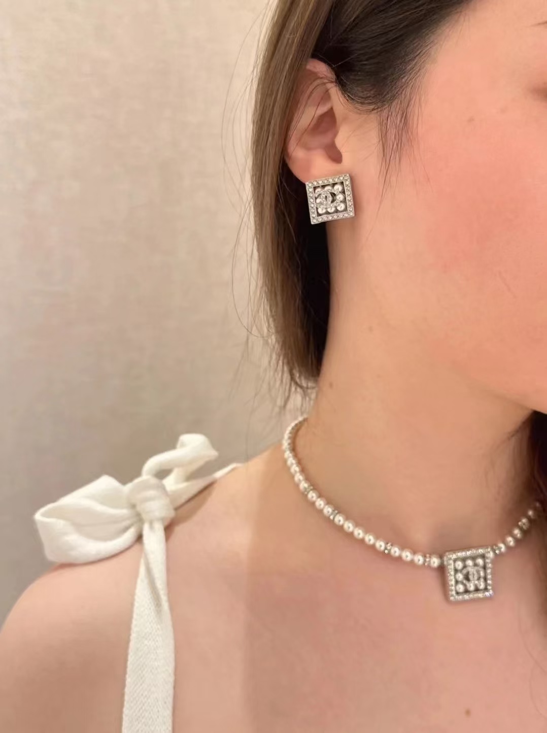 Chanel Square Pendant Pearl Necklace - Original Replica Club
