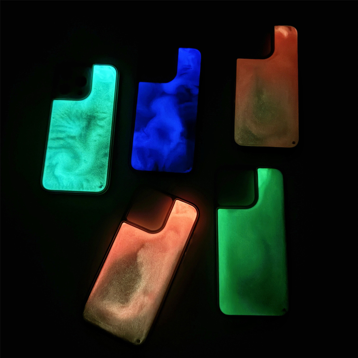 🎁Buy 1 Get 1 Free🎉-Luminous Quicksand Apple Phone Case