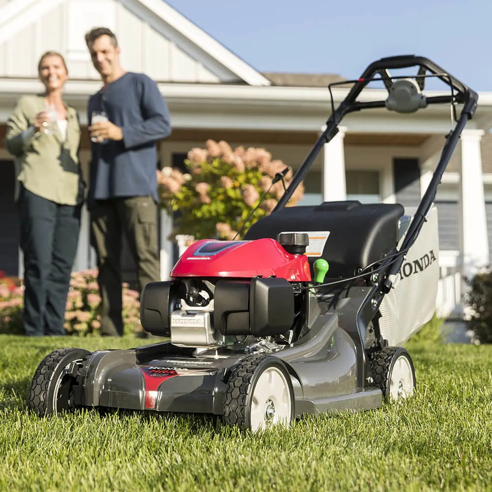 21 In. Nexite Deck Self Propelled 4-in-1 Versamow Hydrostatic Electric Start Self Propelled Lawn Mower with GCV200 Engine, Auto Choke and Roto-Stop Blade