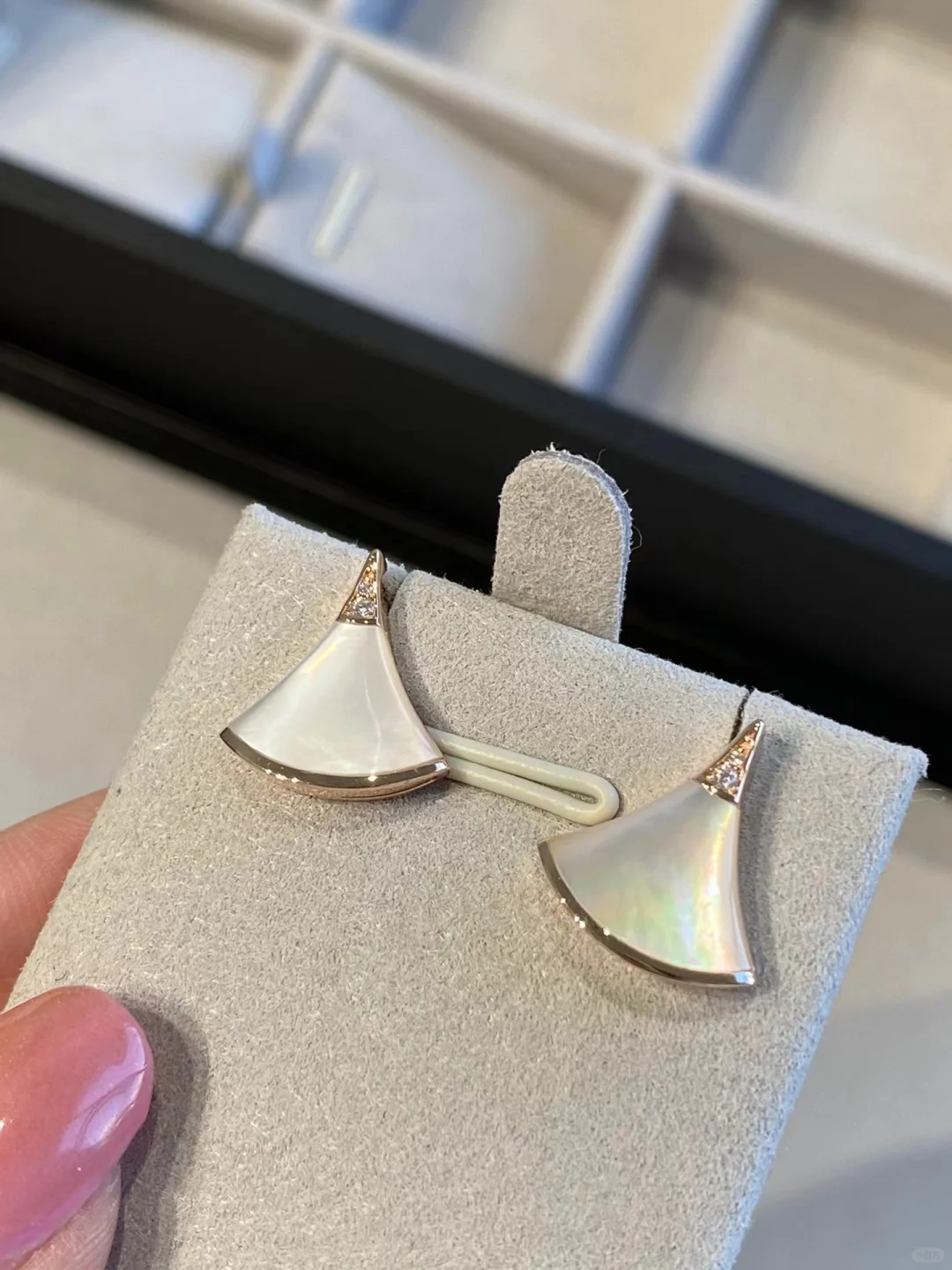 Bvlgari Divas' Dream Earrings - Original Replica Club