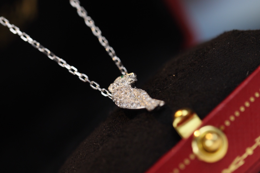 Cartier Full Diamond Paved Silver Leopard Panthère de Necklace - Original Replica Club