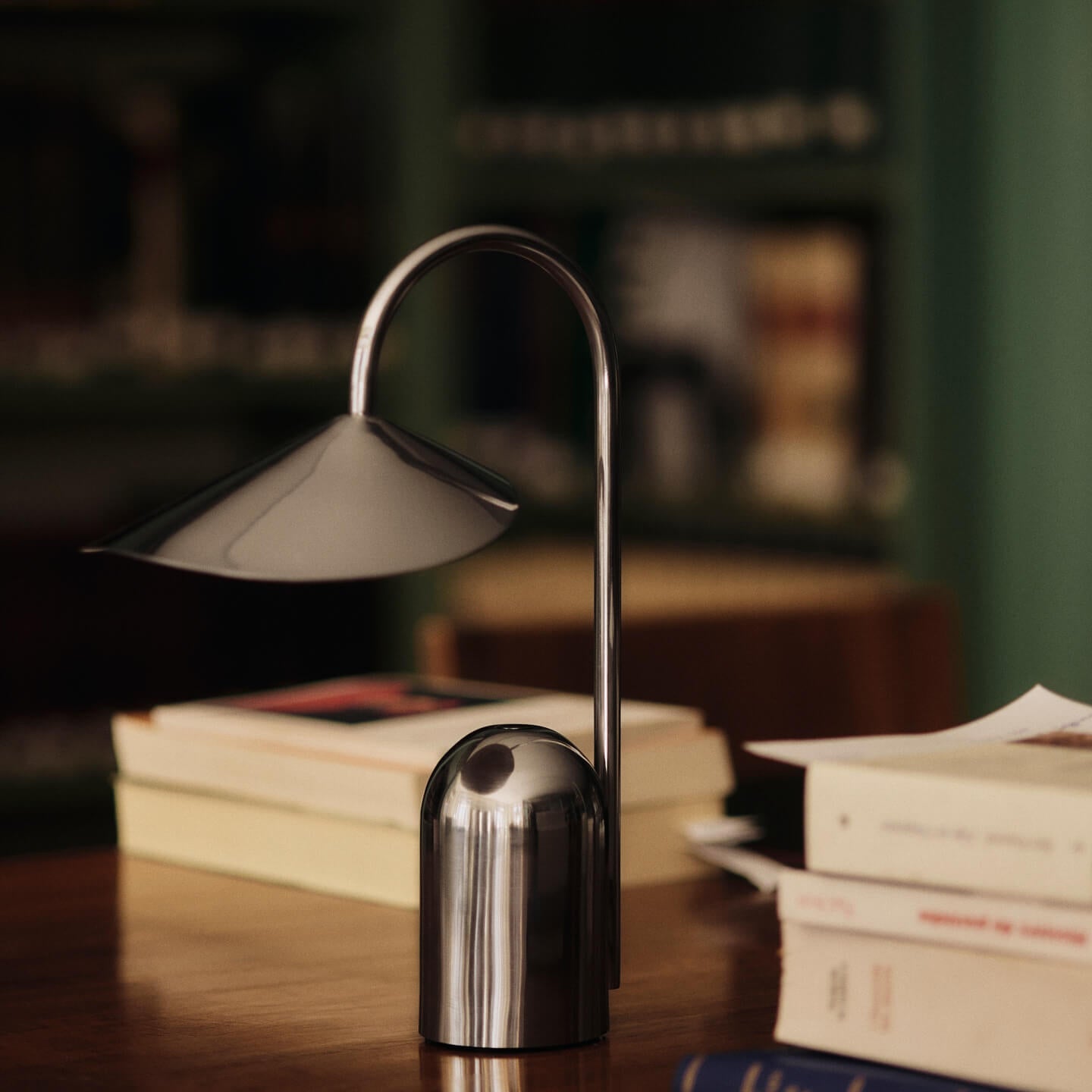 Ferm Living Arum Oplaadbare Tafellamp - Zilver
