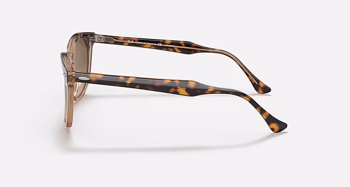 Ray-Ban HAWKEYE