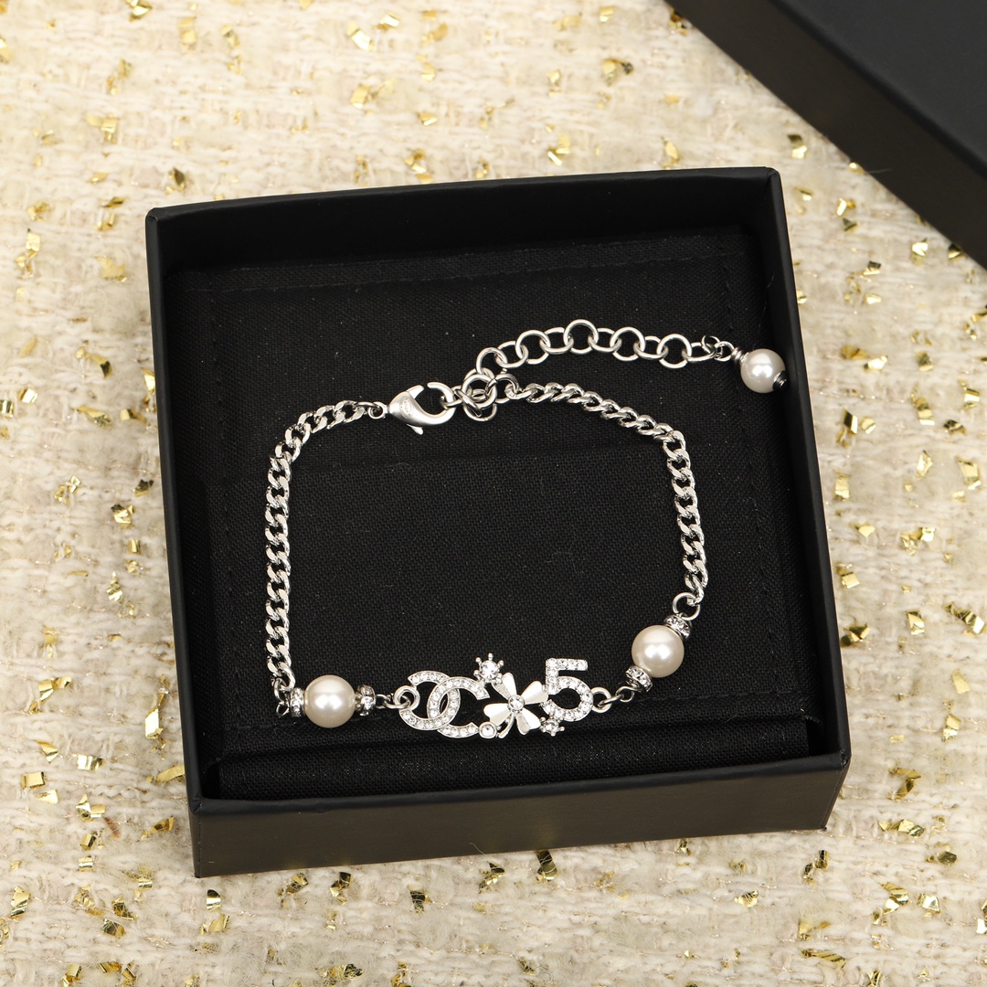 Chanel NO.5 Clover Silver Bracelet - Original Replica Club