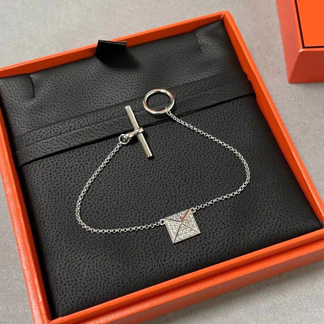 Hermes Square Rivet Bracelet - Original Replica Club
