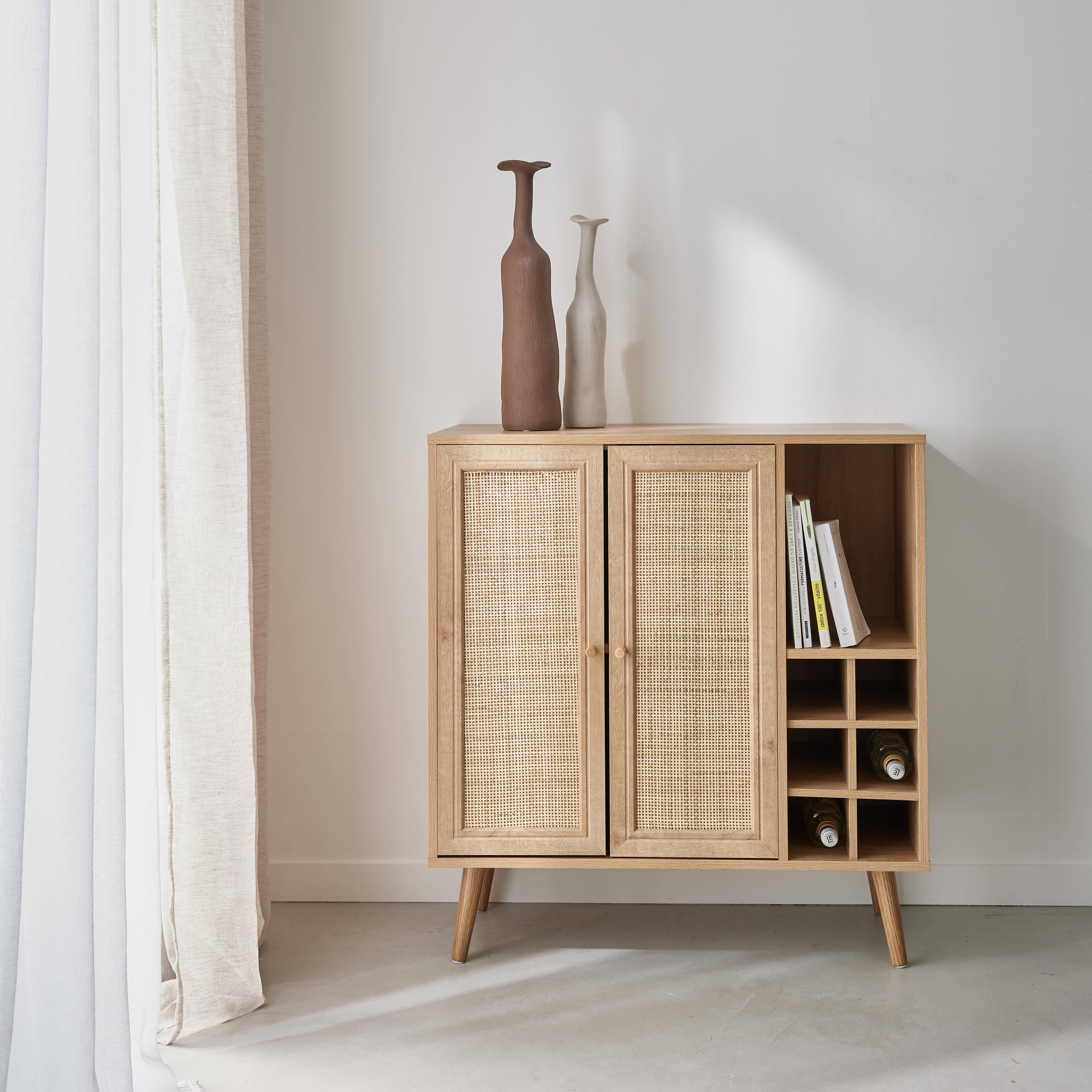 Boheme - Aparador con portabotellas, mimbre y decoración de madera, 83cm