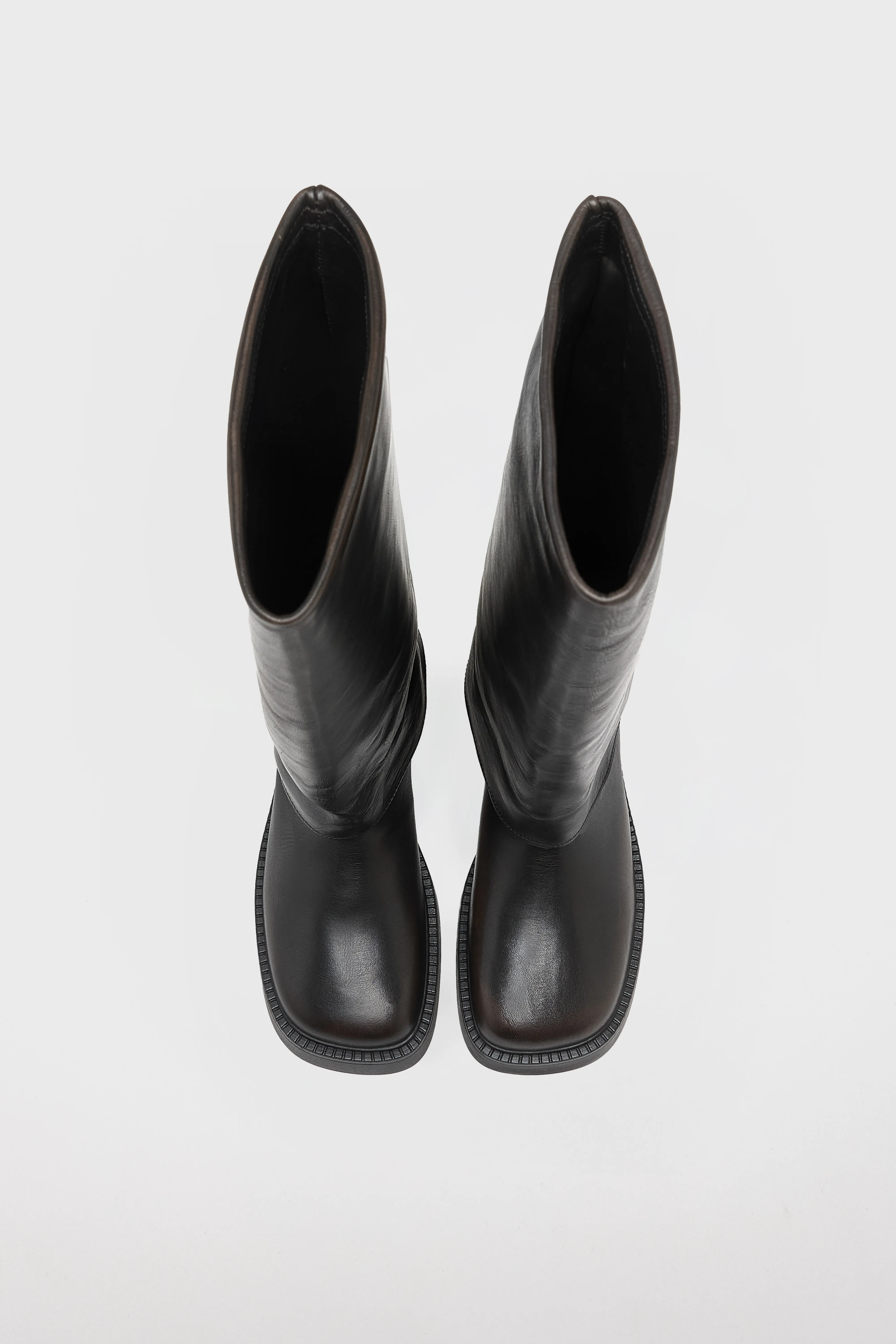 Bellerose Leala Brushed Leather Boots  (252 / W / BLACK)