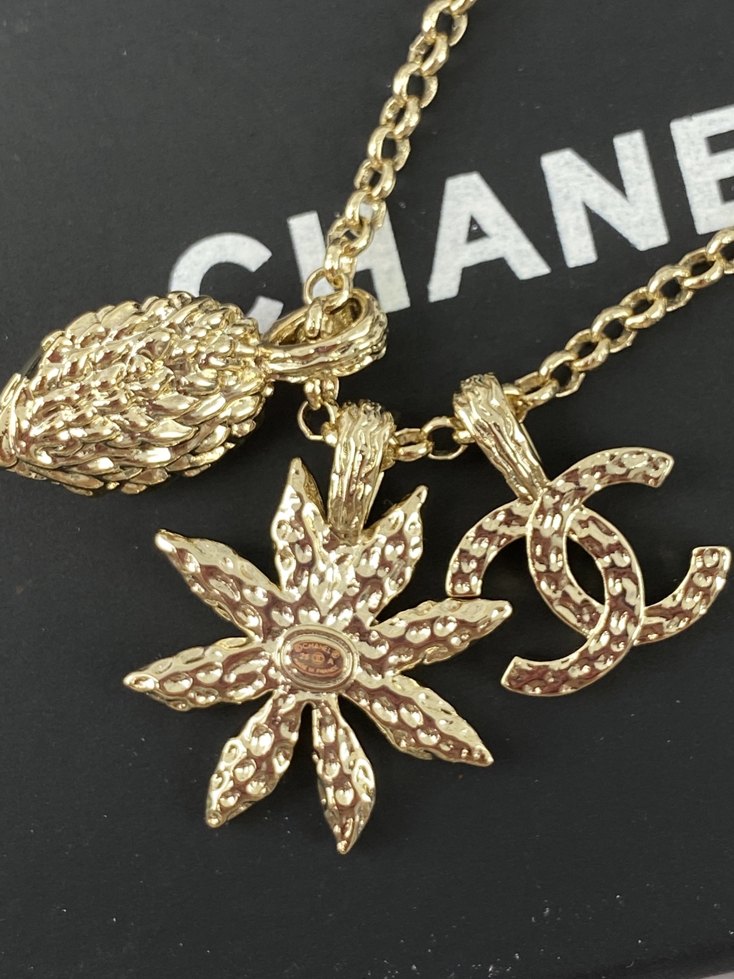 Chanel Pink Diamond Sunflower CC Pendant Necklace - Original Replica Club