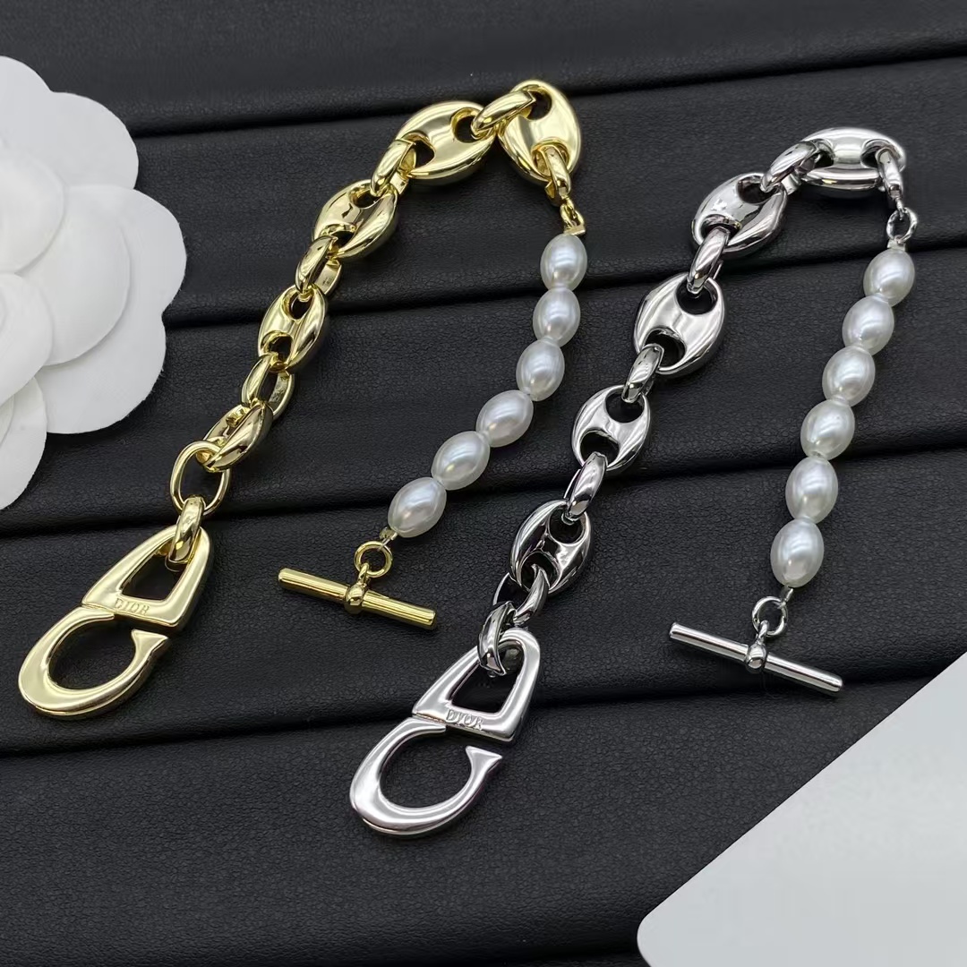 Dior Pearl and Chain Bracelet - Original Replica Club