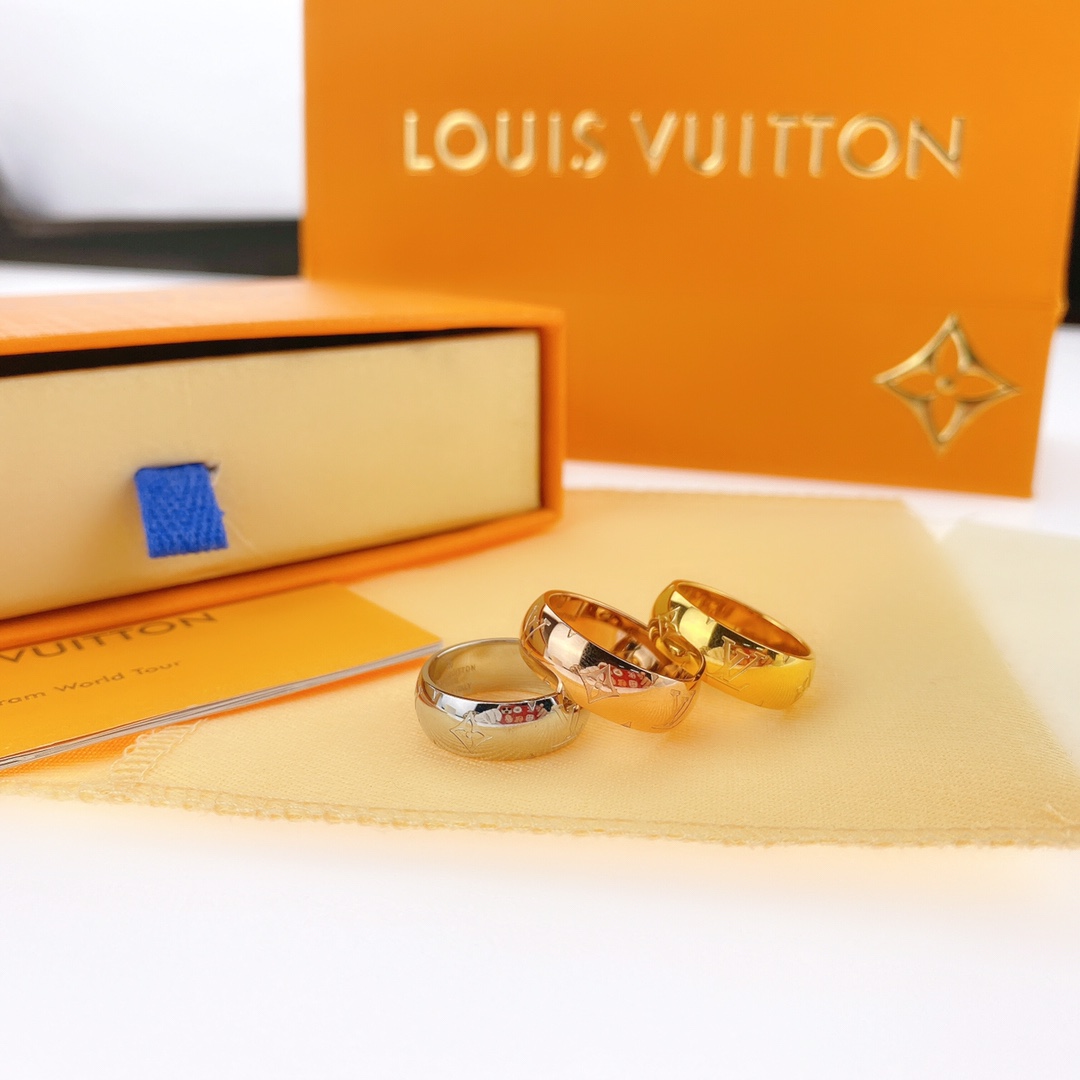 Louis Vuitton Monogram Men's Board Ring - Original Replica Club