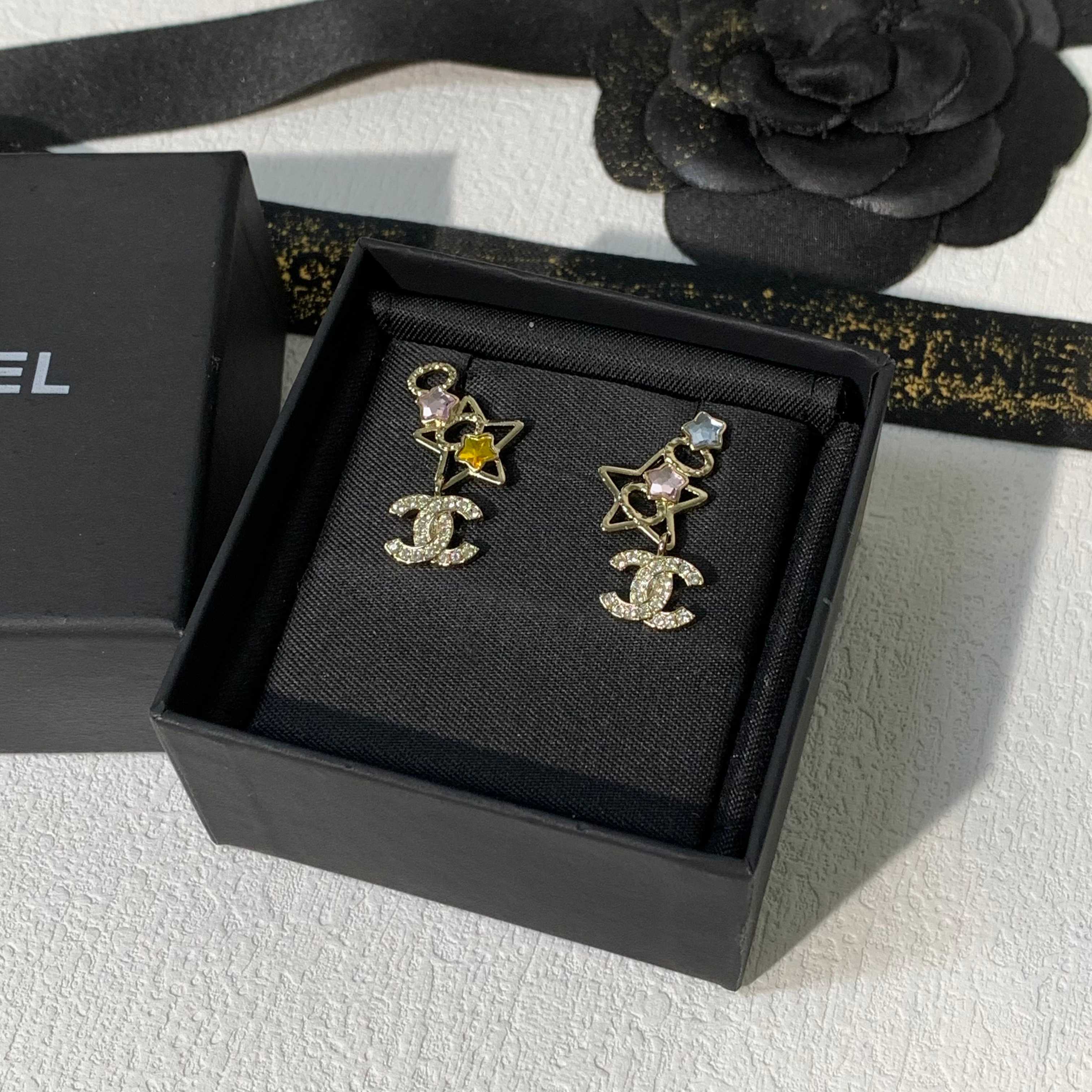Chanel Asymmetric Color Gem Star Coco Drop Earrings - Original Replica Club