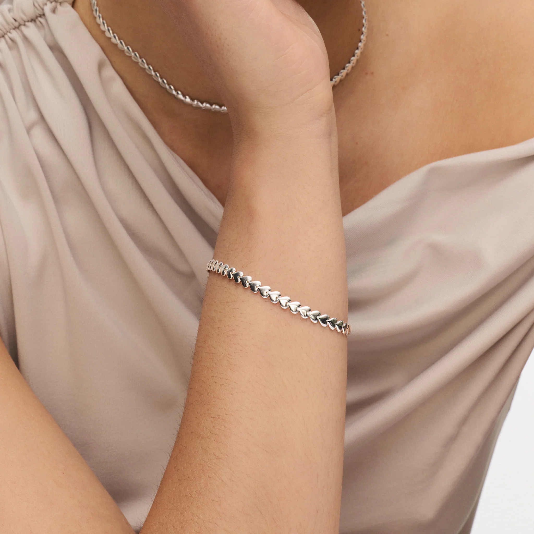 Heart String Chain Bracelet