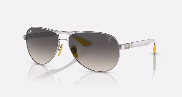Ray-Ban RB8331M SCUDERIA FERRARI COLLECTION