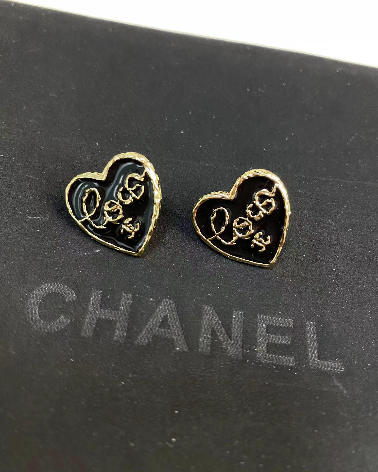 Chanel Black Love Heart Stud Earrings - Original Replica Club