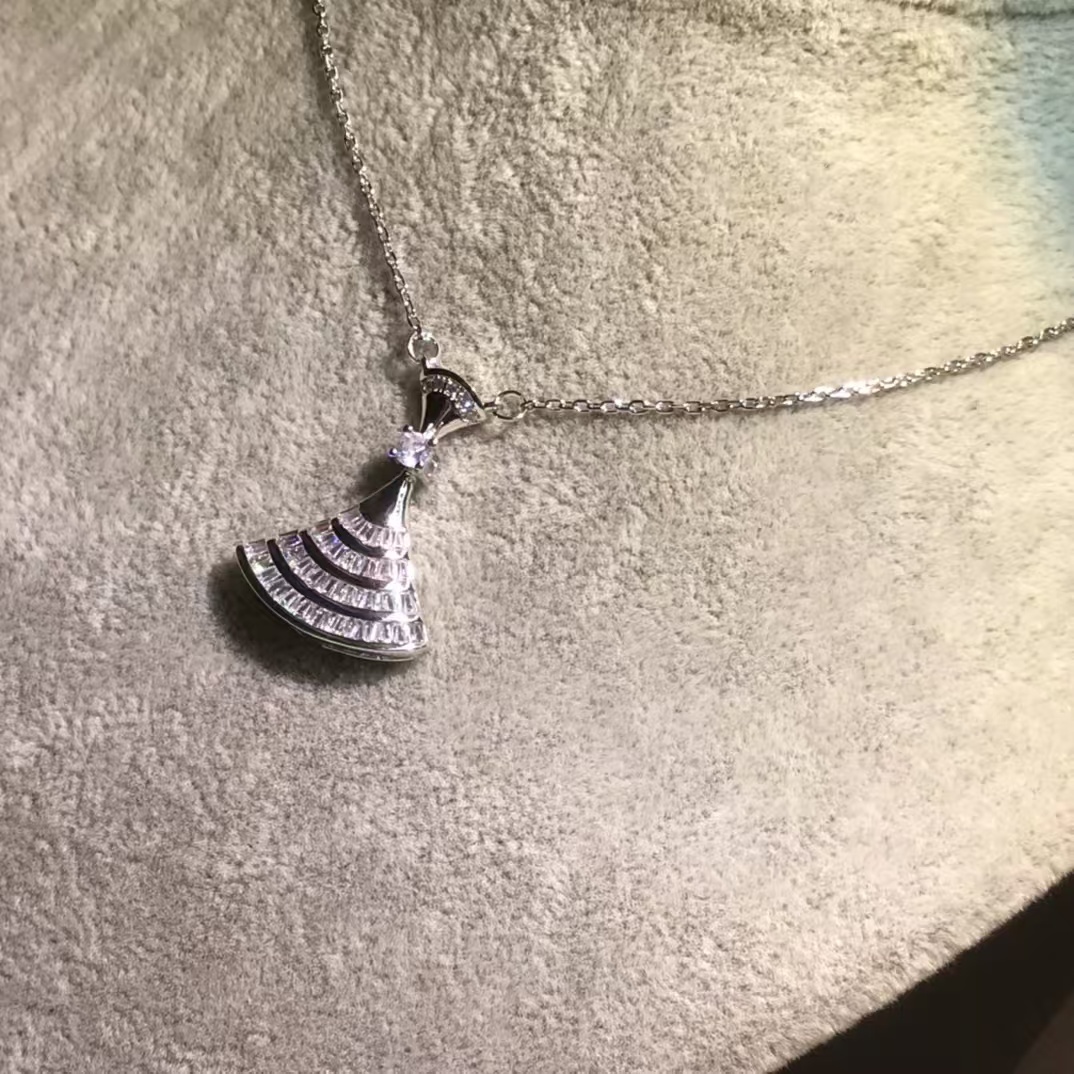Bvlgari Divas' Dream Necklace - Original Replica Club