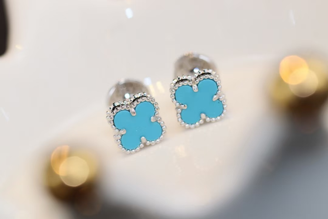 VCA Sweet Alhambra Earstuds Earring - Mini - Original Replica Club