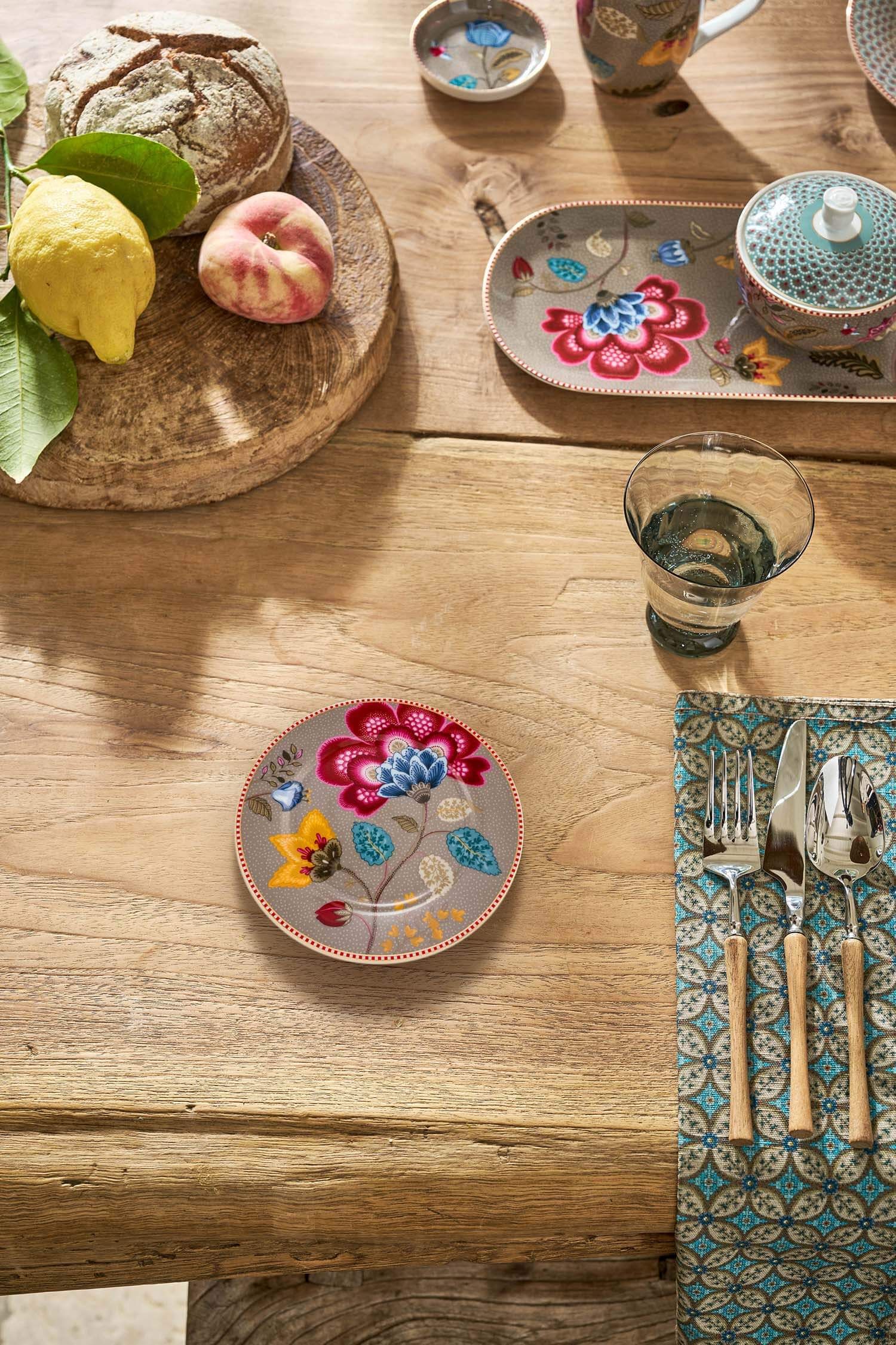 Pastry Plate Blooming Tales Fantasy Khaki 17cm