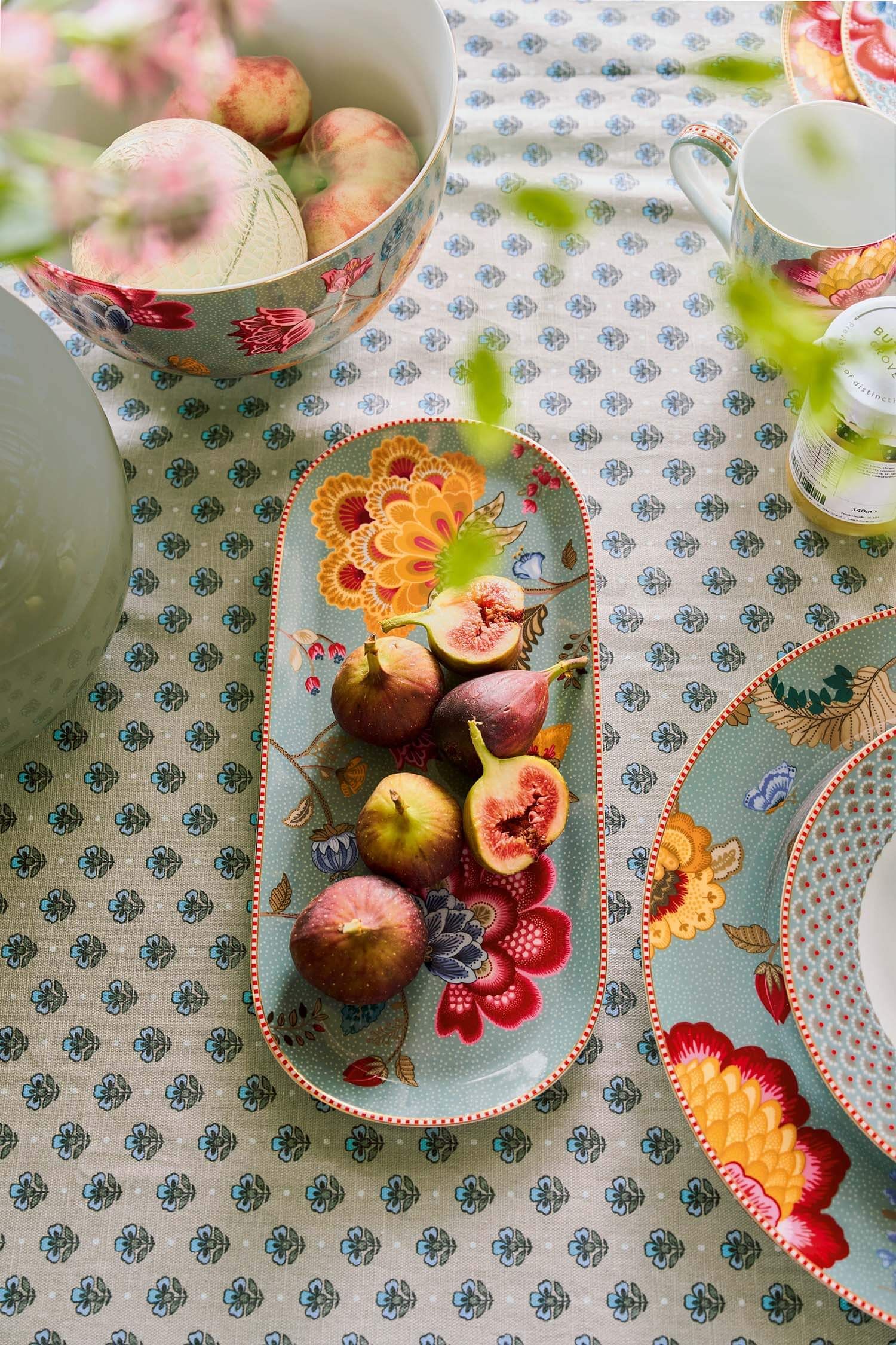 Cake Tray Blooming Tales Fantasy Blue