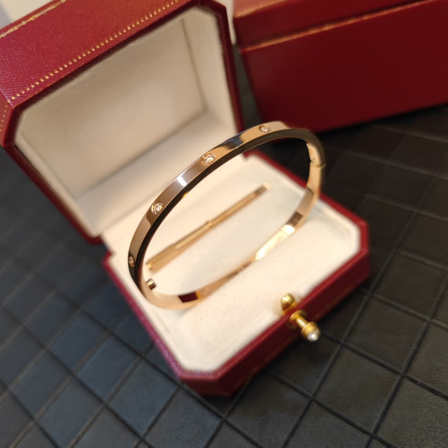 Cartier LOVE Bangle Bracelet - Original Replica Club