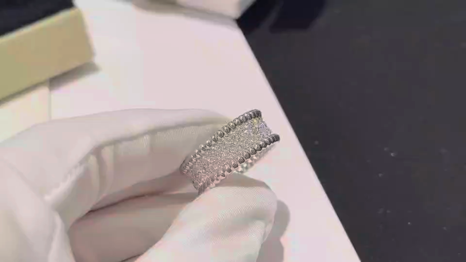 VCA Wide Perlee Diamonds Ring - Original Replica Club