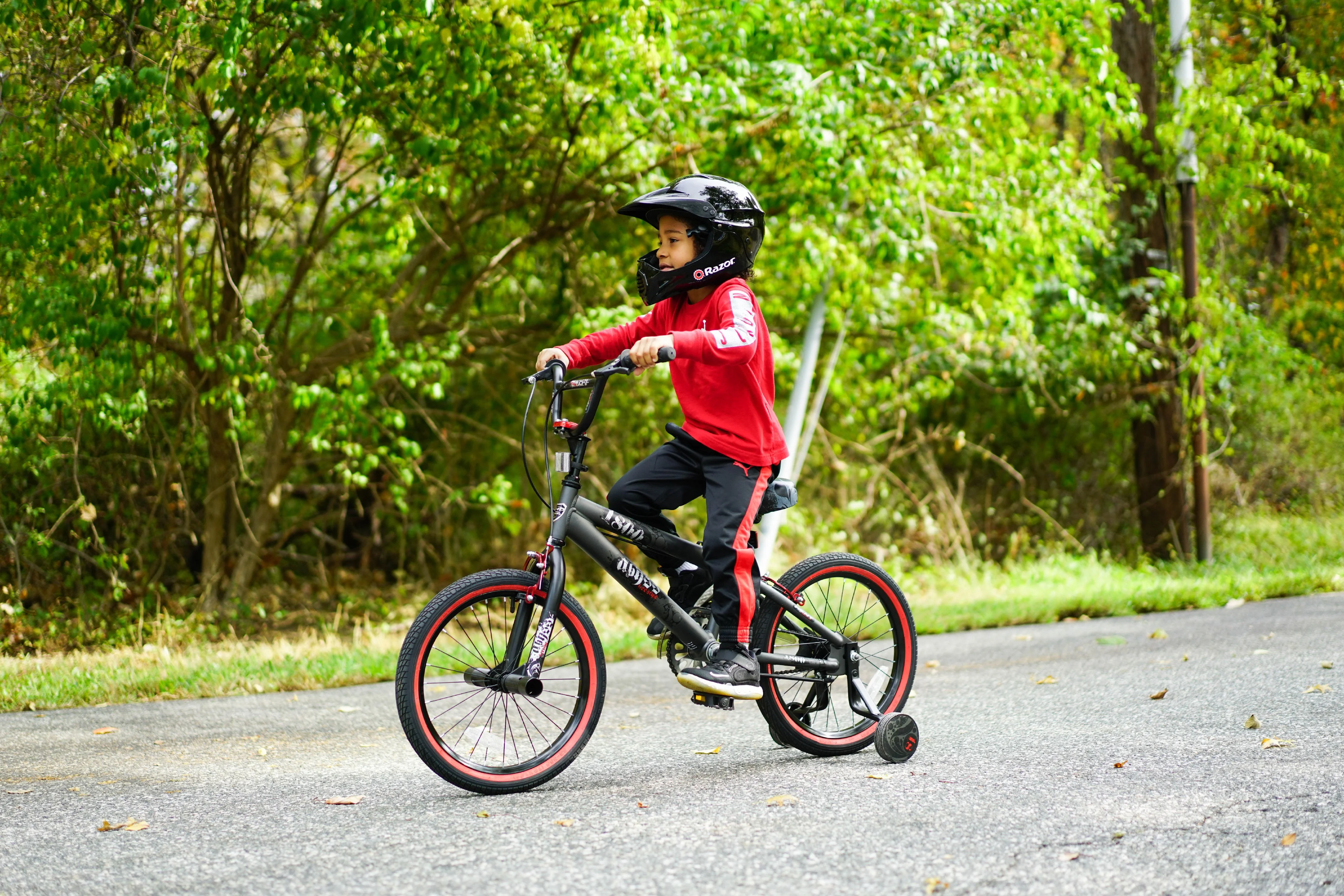 18" Kent Bicycle Abyss Freestyle BMX Bicycle, Fits Riders 3'2"-4'2", Gray, Child, Unisex - Image 7