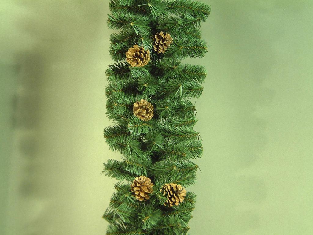 Decoración de Navidad Dnore, Adorno navideño, Ornamento de Navidad, Decoración festiva, Made in Italy, 275x28 h28 cm, Verde