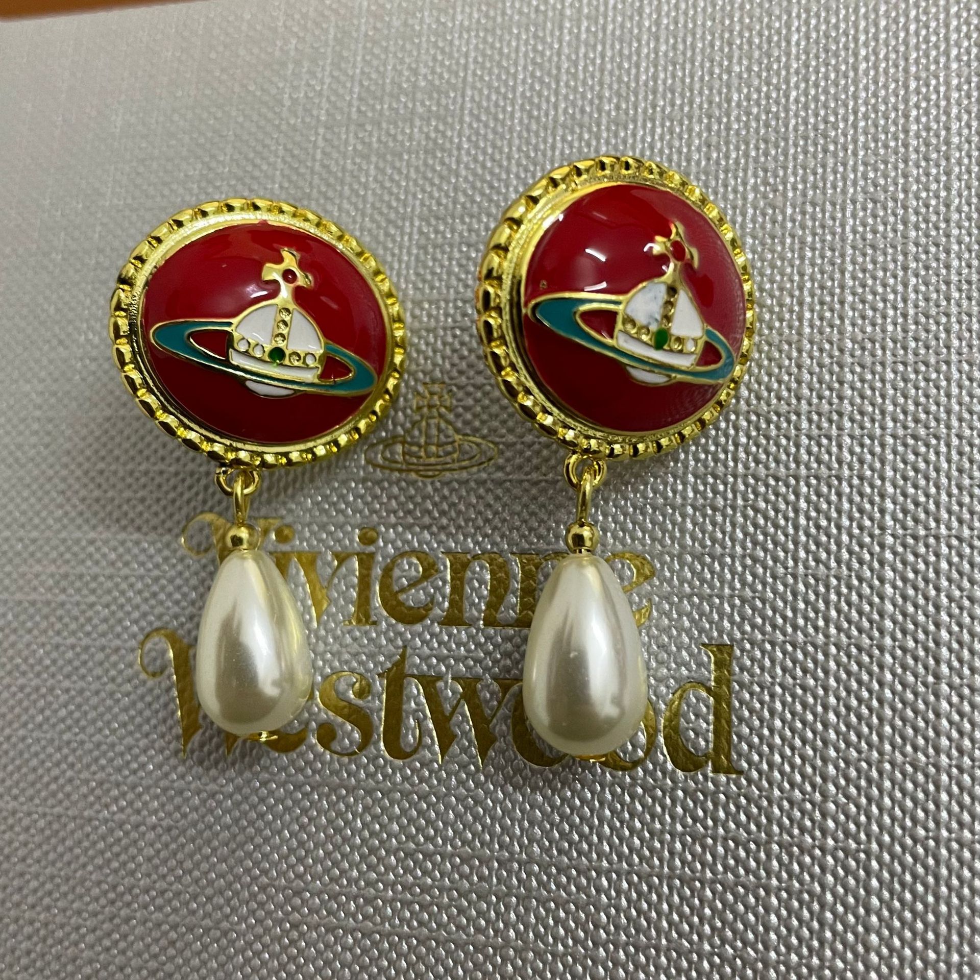 Vivienne Westwood Enamel Saturn Waterdrop Pearl Earrings - Original Replica Club