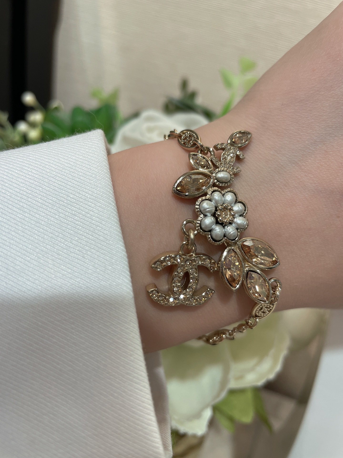 Chanel Ear of Wheat Pearl Flower Bracelet - Original Replica Club