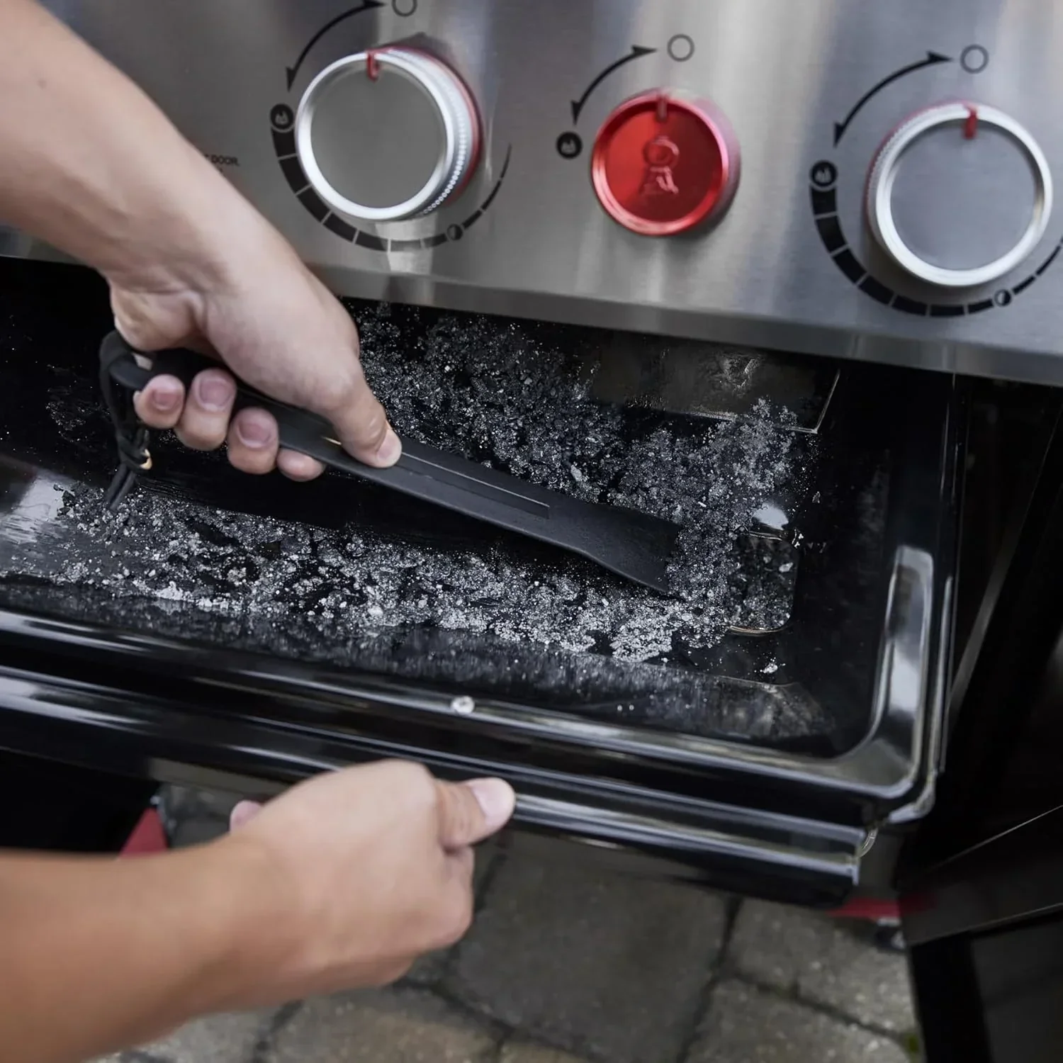 Weber Genesis E-325 Liquid Propane Black