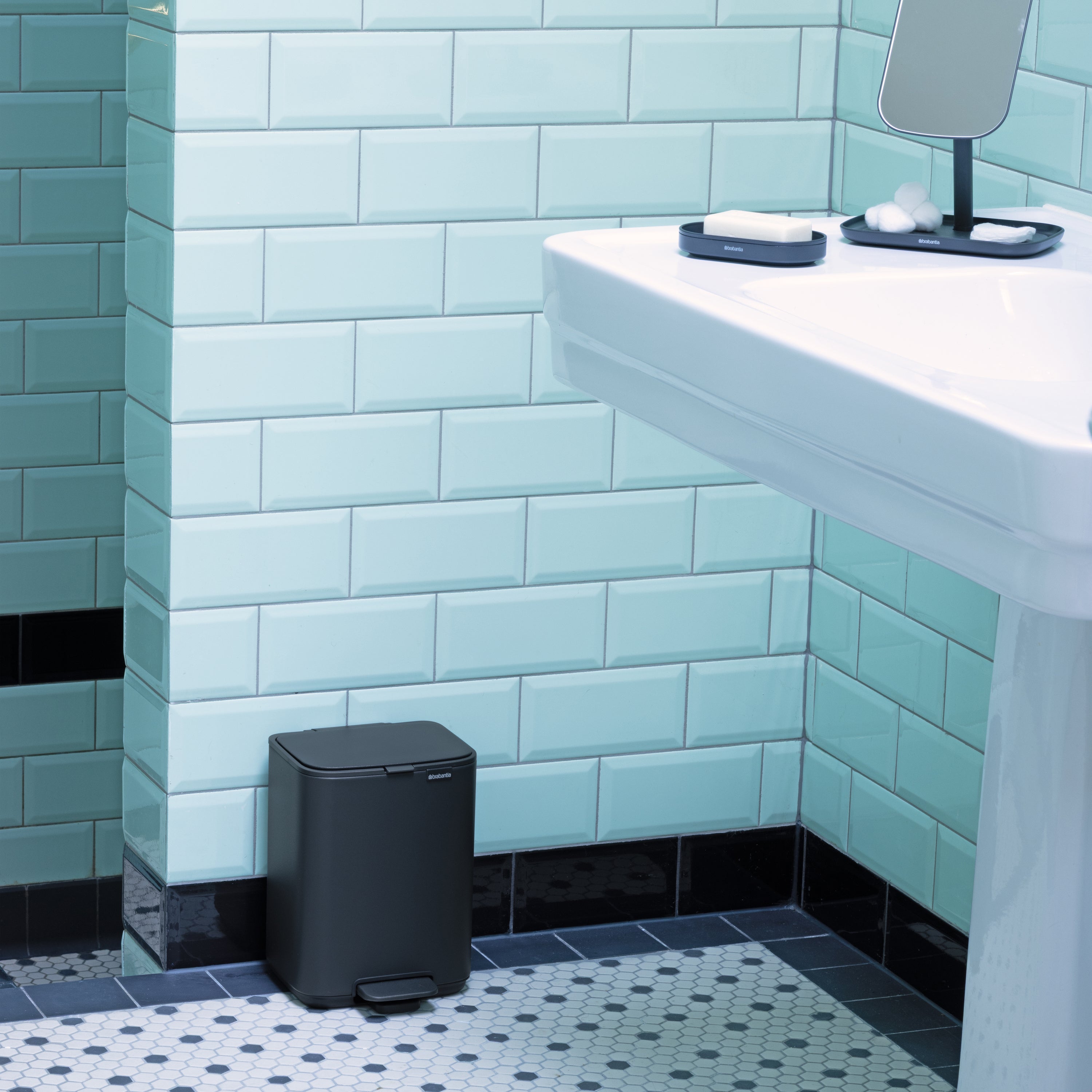 Brabantia Bo Pedaalemmer 4 L - Matt Black