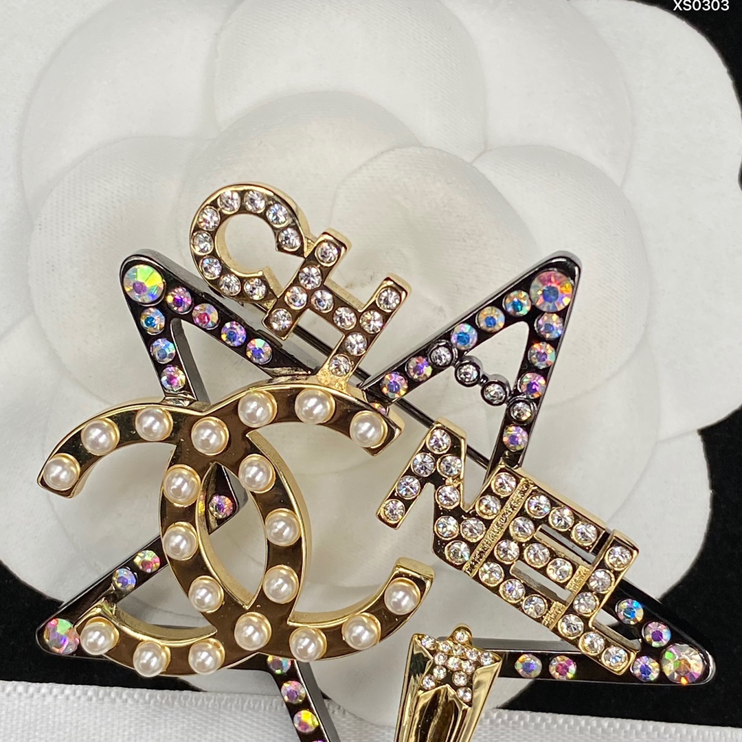 Chanel Brooch Star - Original Replica Club