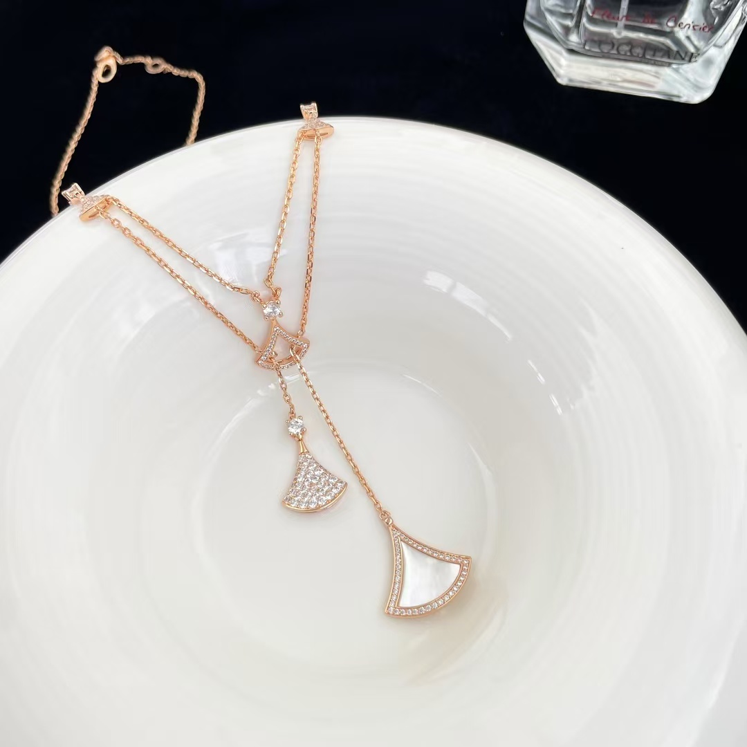 Bvlgari Divas' Dream Necklace - Original Replica Club