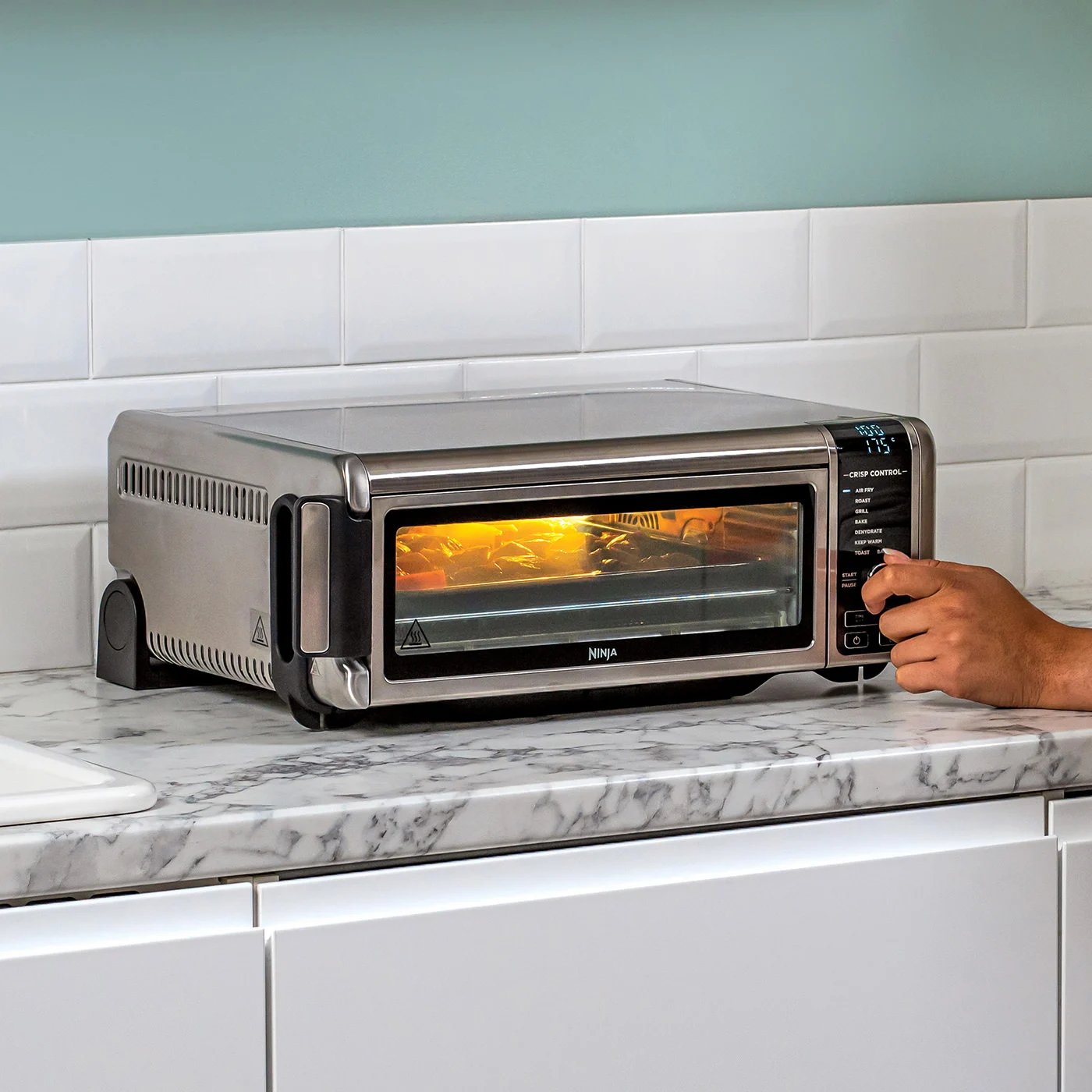 Up to 50% faster than fan ovens*