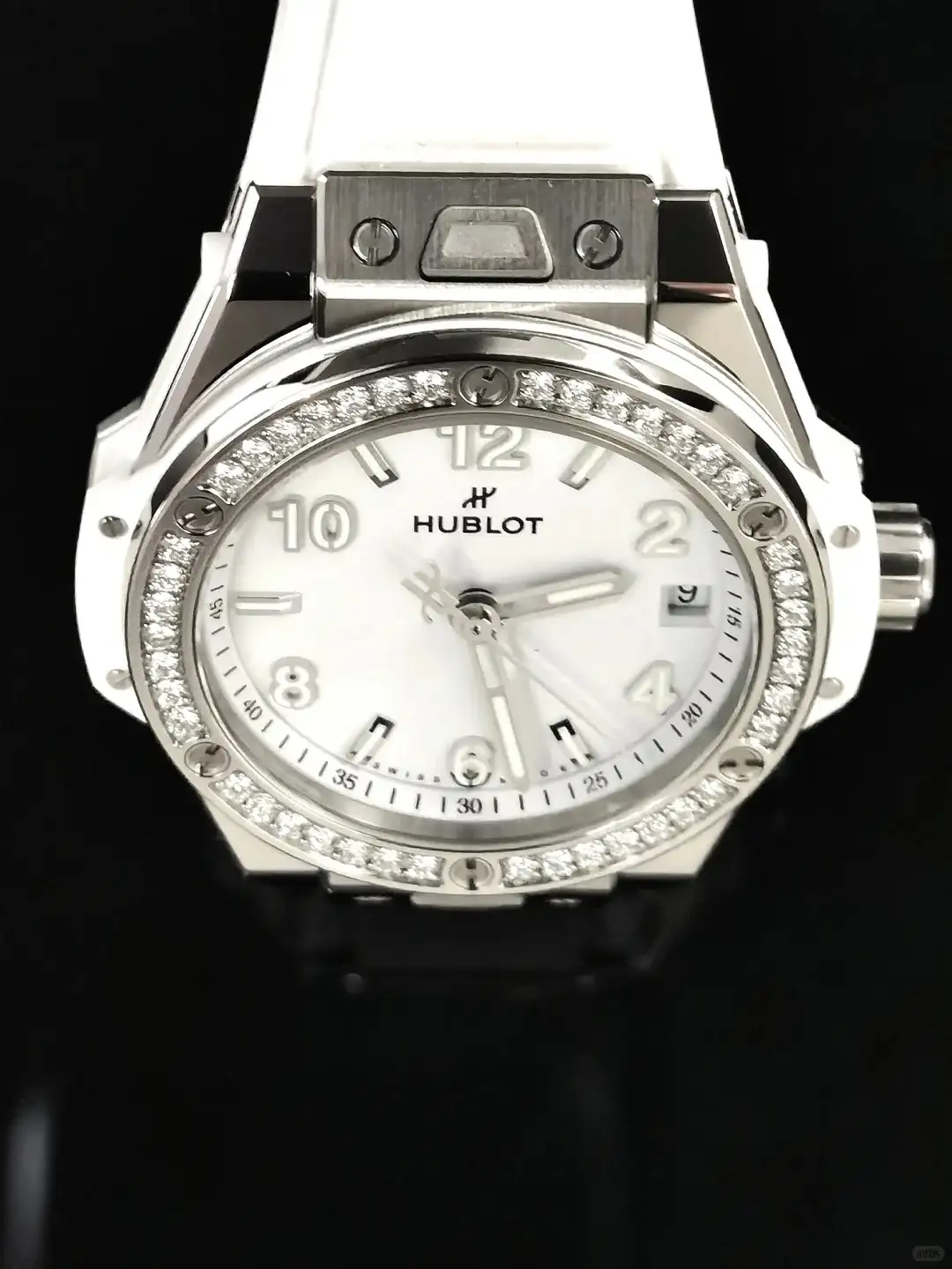 Hublot Big Bang Women Automatic White Rubber Watch 465.SE.2010.RW.1204