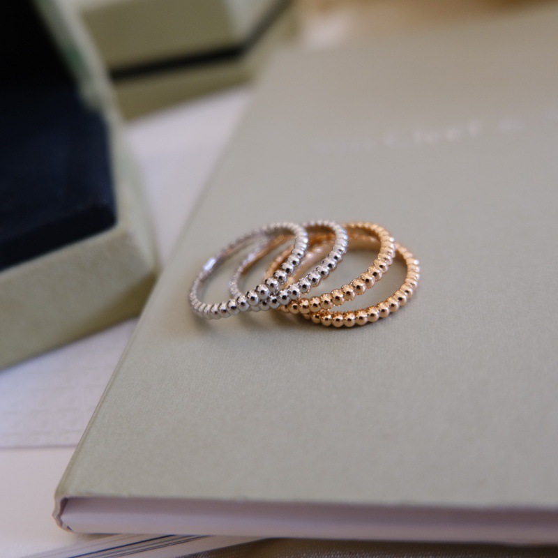 VCA Perlee Minimalist Ring - Original Replica Club