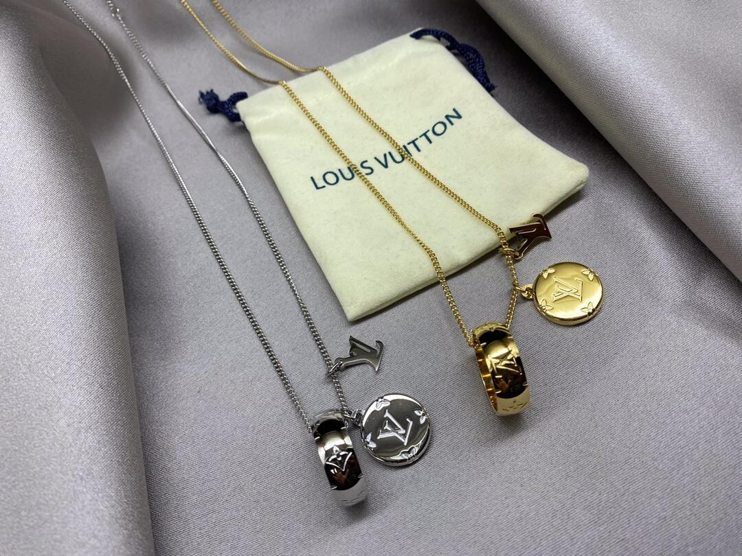 Louis Vuitton Three Pendents Monogram Necklace - Original Replica Club