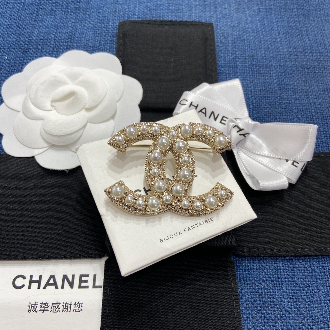 Chanel Light Gold Pave Pearl Brooch - Original Replica Club