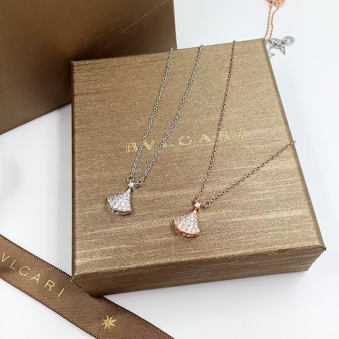 Bvlgari Divas' Dream Necklace - Original Replica Club
