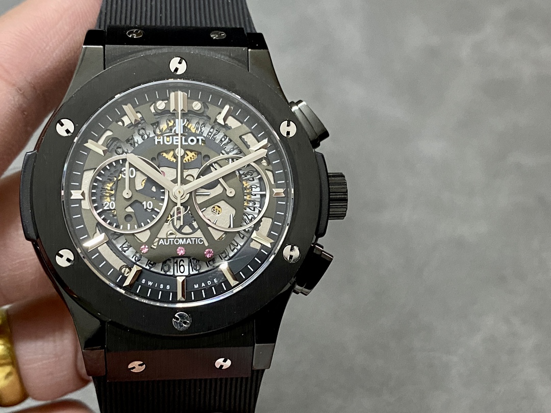 Hublot Classic Fusion 525.CM.0170.RX 45MM Replica Watch