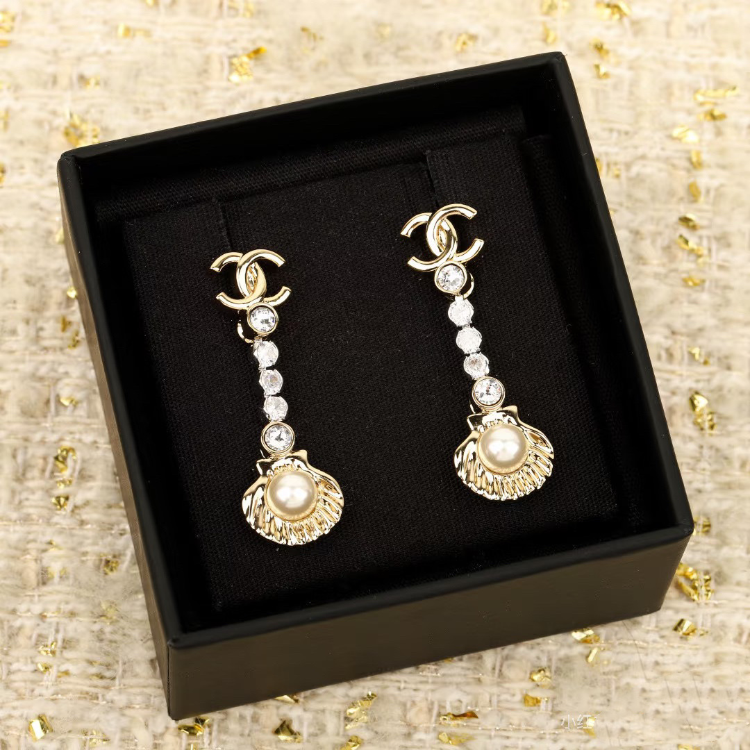 Chanel Rhinestone Shell Earrings - Original Replica Club