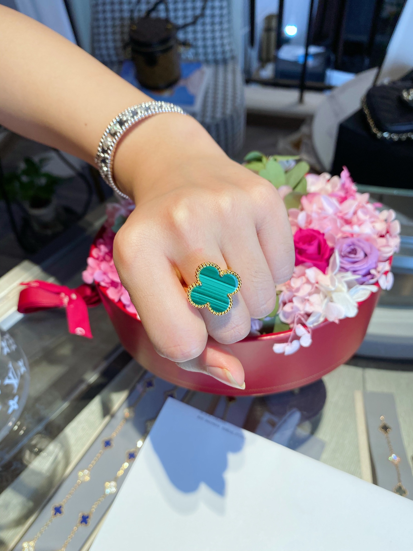 VCA Green Malachite Magic Alhambra Ring - Original Replica Club