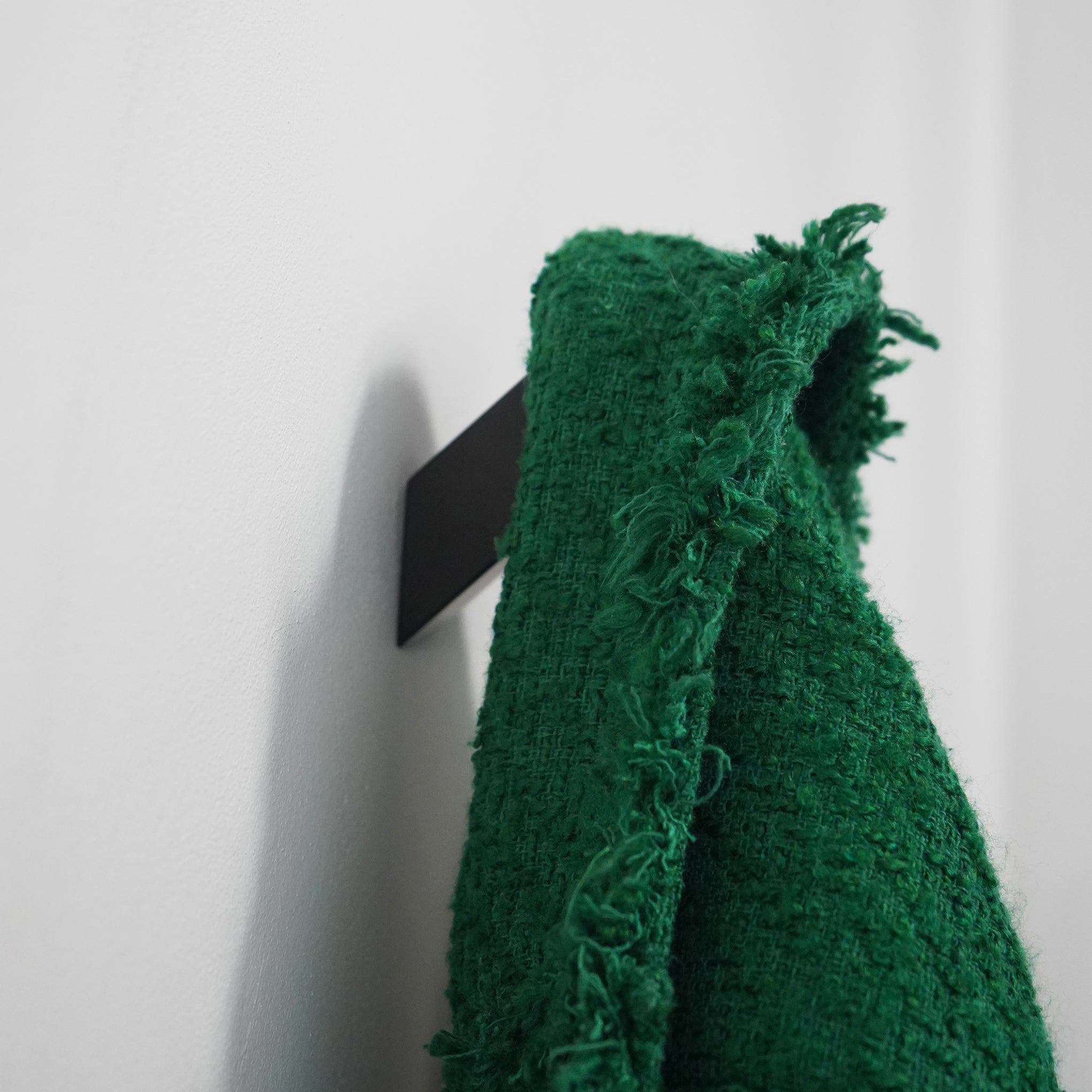 QUVIO Wandhaak - RVS - Zwart