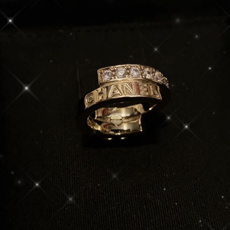 Chanel Two Row Staggered Ring - Original Replica Club