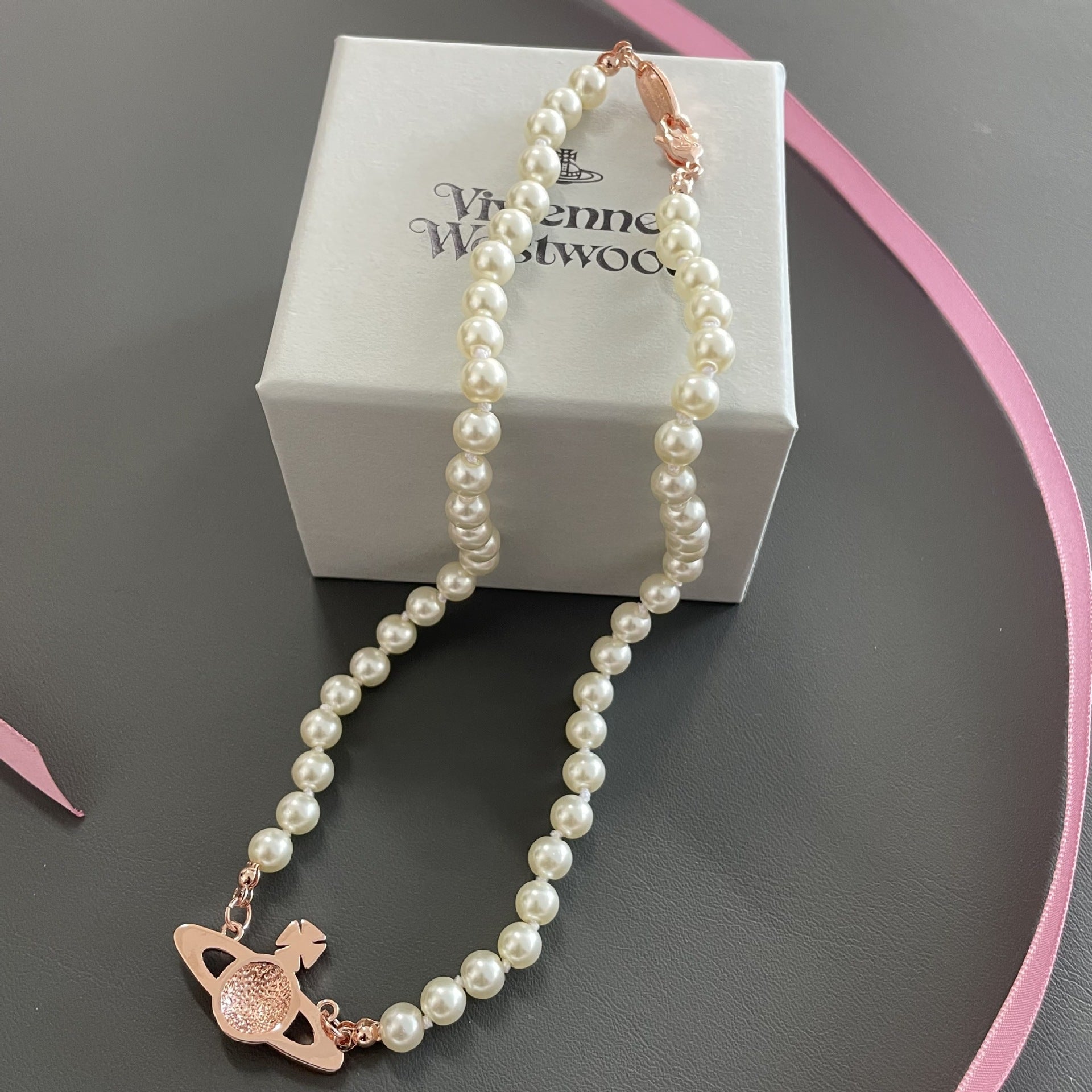 Vivienne Westwood Saturn Pendant Pearl Necklace - Original Replica Club