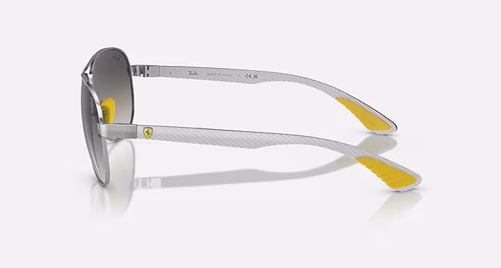 Ray-Ban RB8331M SCUDERIA FERRARI COLLECTION