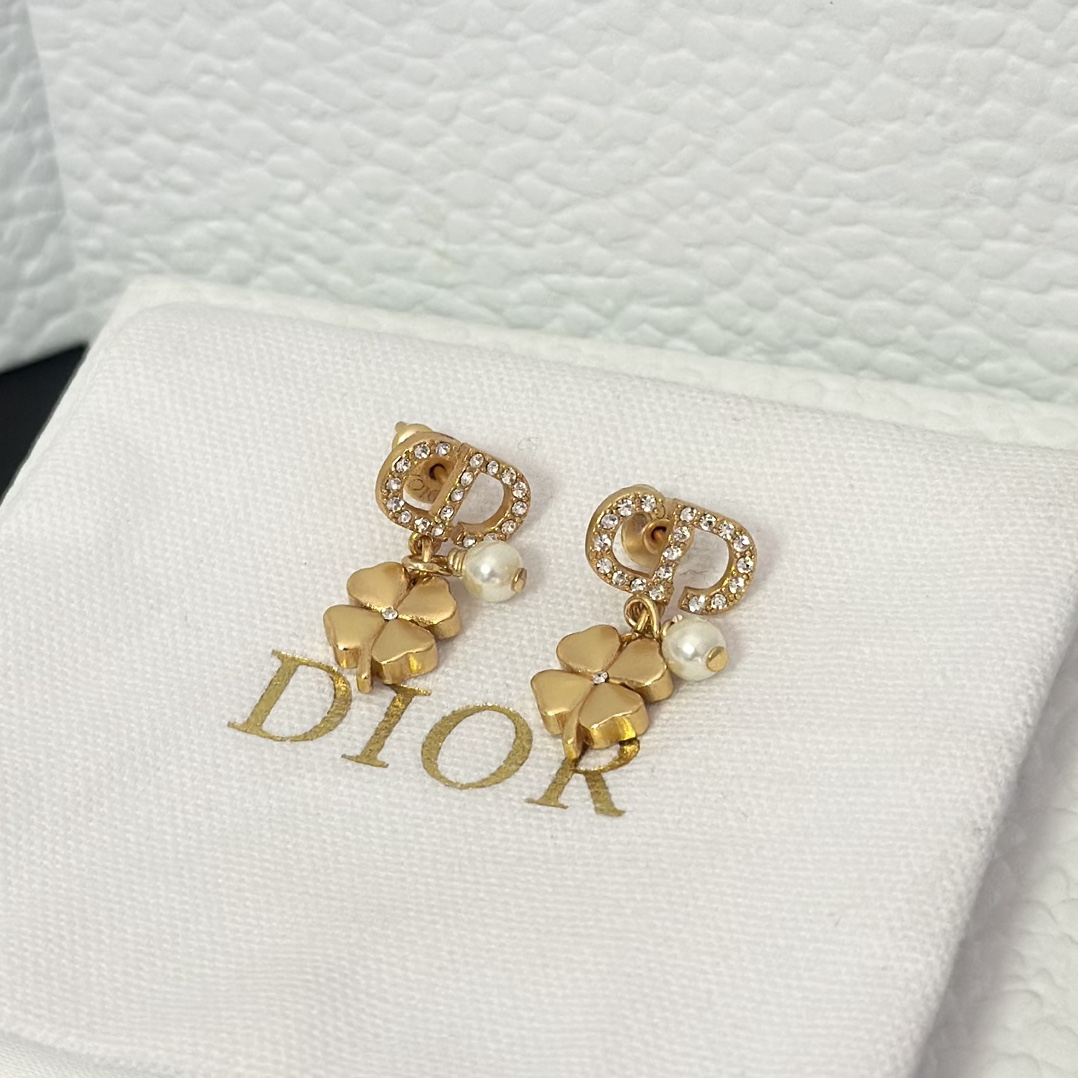 Dior Four Clover Pearl Earrings - Original Replica Club