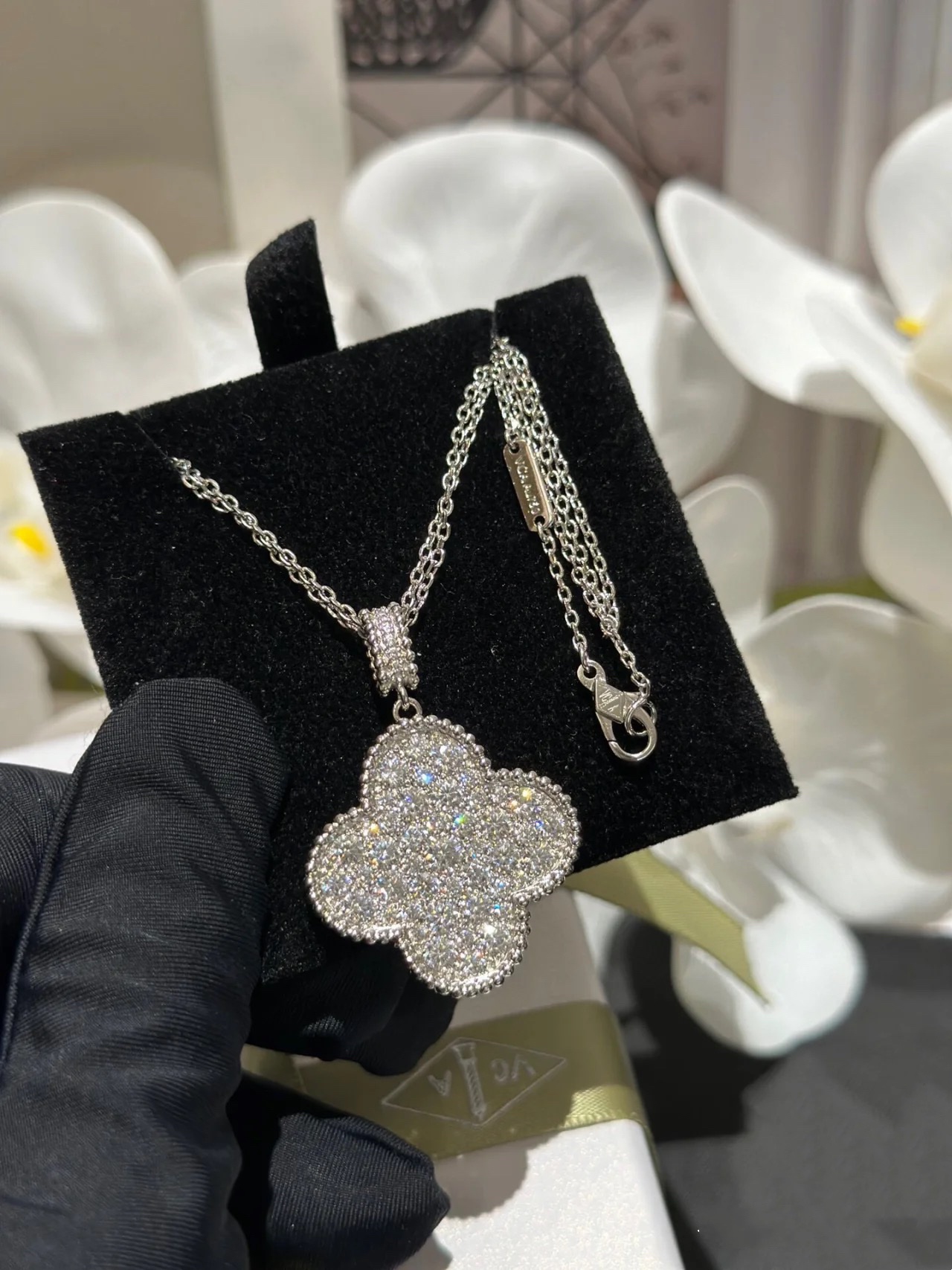 VCA Full Diamond Paved Large Clover Magic Alhambra Long Necklace, 1 motif - Original Replica Club