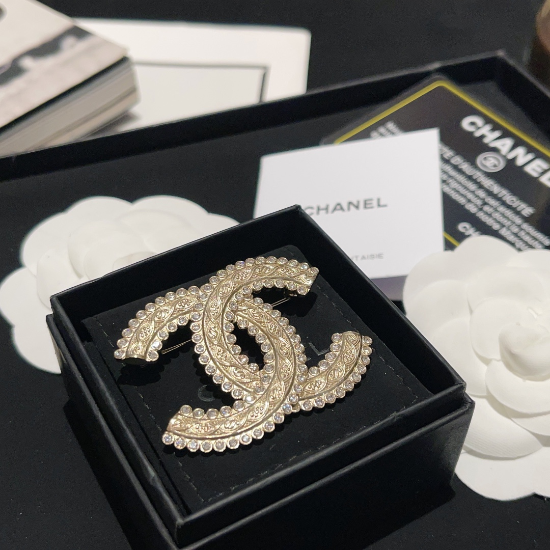 Vintage Chanel Light Gold CC Twist Brooch - Original Replica Club