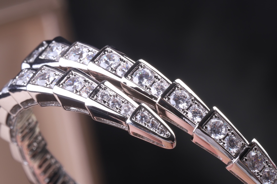 Bvlgari Serpenti Viper Bracelet Diamond Bangle - Original Replica Club